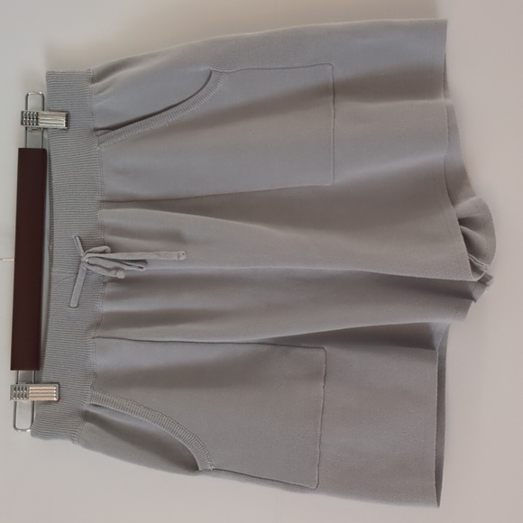 Gray athleasure lounging short knit pants Large - Picture 1 of 4